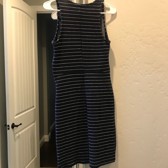Old navy size small dress - Picture 7 of 8